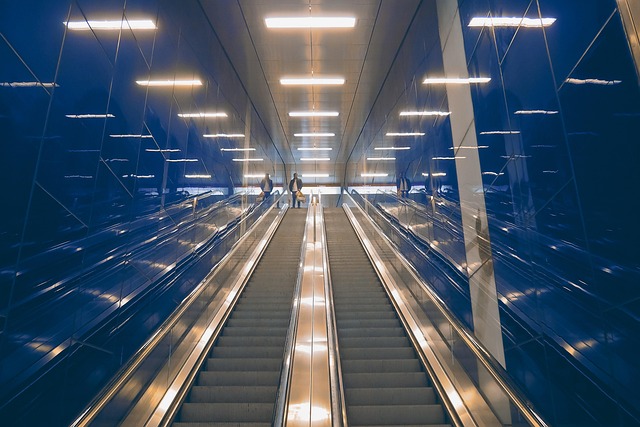 escalator